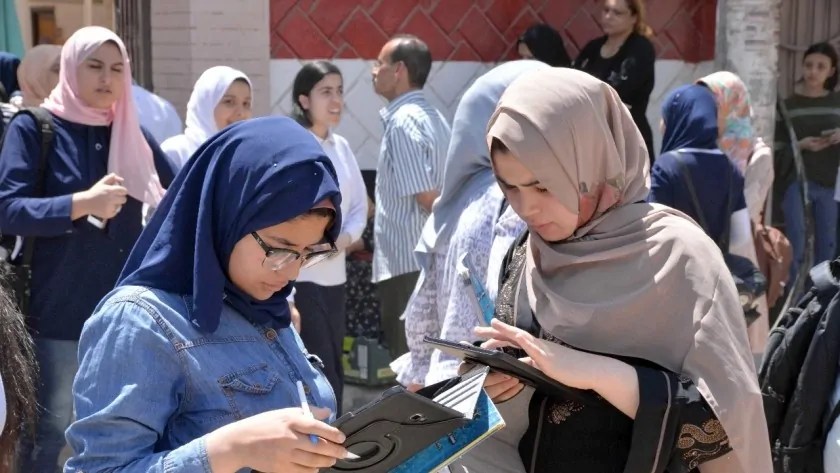 بكرة مش إجازة.. امتحانات الثانوية العامة مستمرة غدًا في الفيزياء والتاريخ